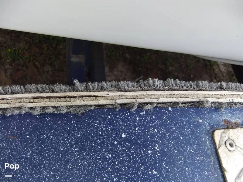 Slide: The Image of Crownline Boats 206 ls 2004 - 8811481