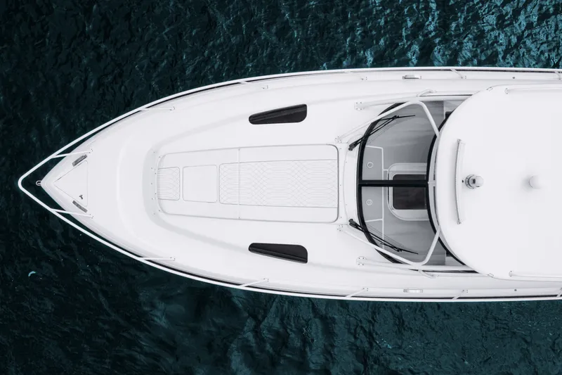 Slide: The Image of Intrepid 438 EVOLUTION 2021 - 12