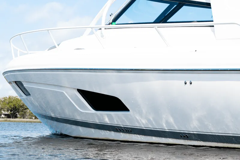 Slide: The Image of Intrepid 438 EVOLUTION 2021 - 14