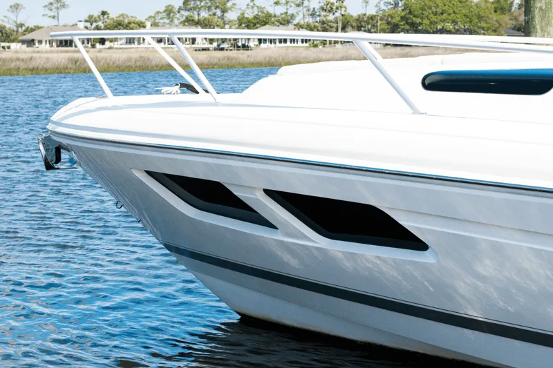 Slide: The Image of Intrepid 438 EVOLUTION 2021 - 15