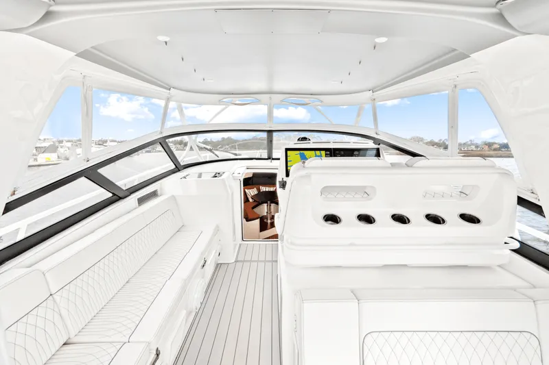 Slide: The Image of Intrepid 438 EVOLUTION 2021 - 21