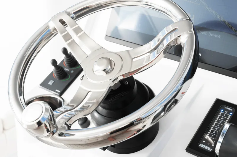 Slide: The Image of Intrepid 438 EVOLUTION 2021 - 28