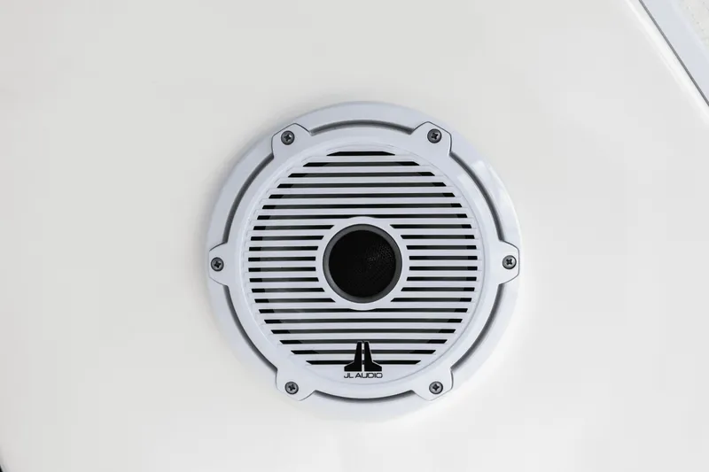 Slide: The Image of Intrepid 438 EVOLUTION 2021 - 34