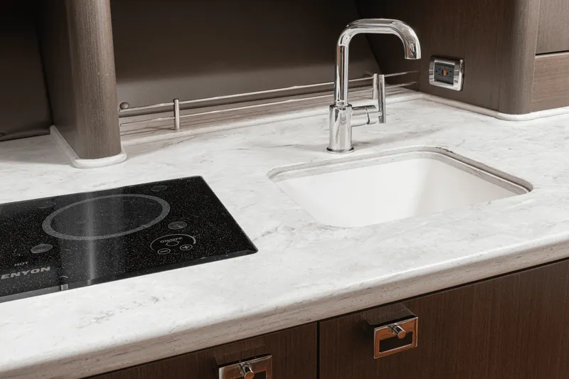 Slide: The Image of Intrepid 438 EVOLUTION 2021 - 44