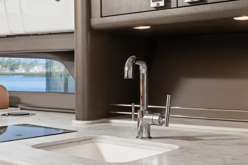 Slide: The Image of Intrepid 438 EVOLUTION 2021 - 45