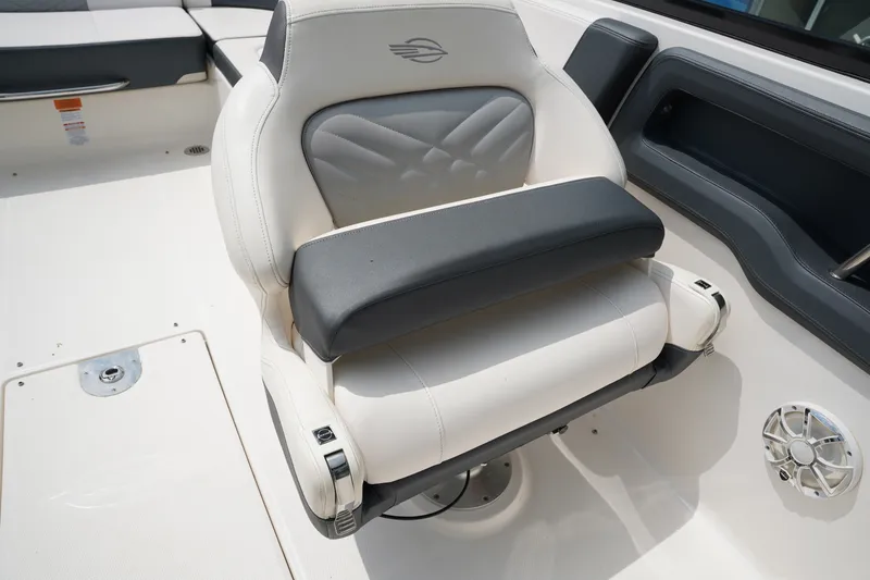 Slide: The Image of Chaparral 297 SSX 2019 - 35