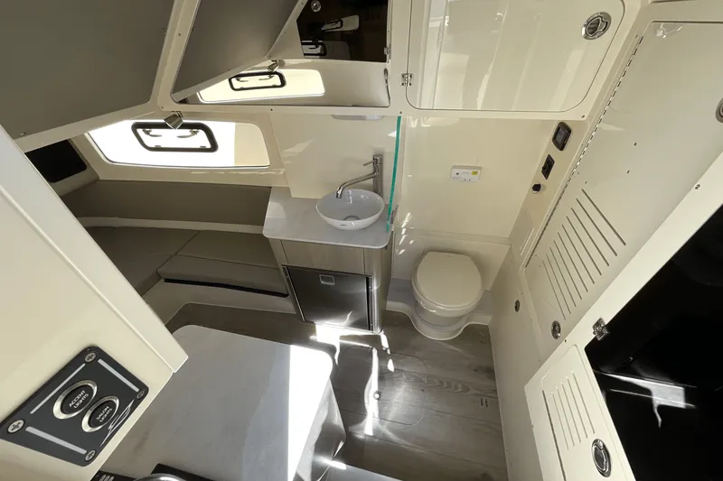 Slide: The Image of Scout 357 LXF 2025 - 15