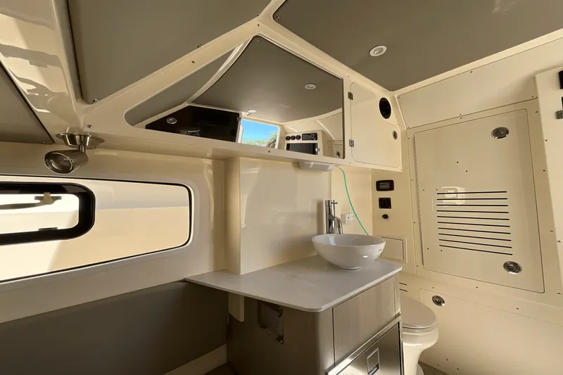 Slide: The Image of Scout 357 LXF 2025 - 33