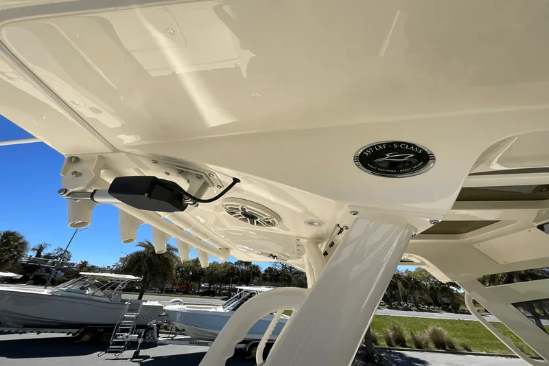 Slide: The Image of Scout 357 LXF 2025 - 41