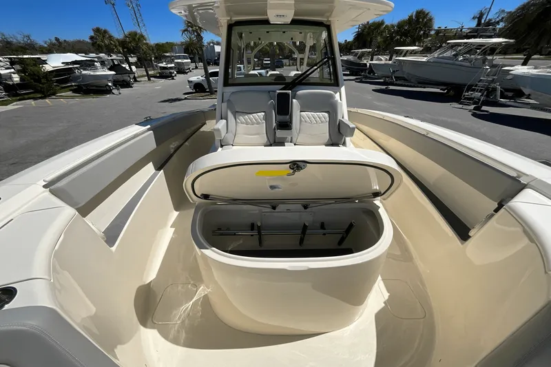 Slide: The Image of Scout 357 LXF 2025 - 43