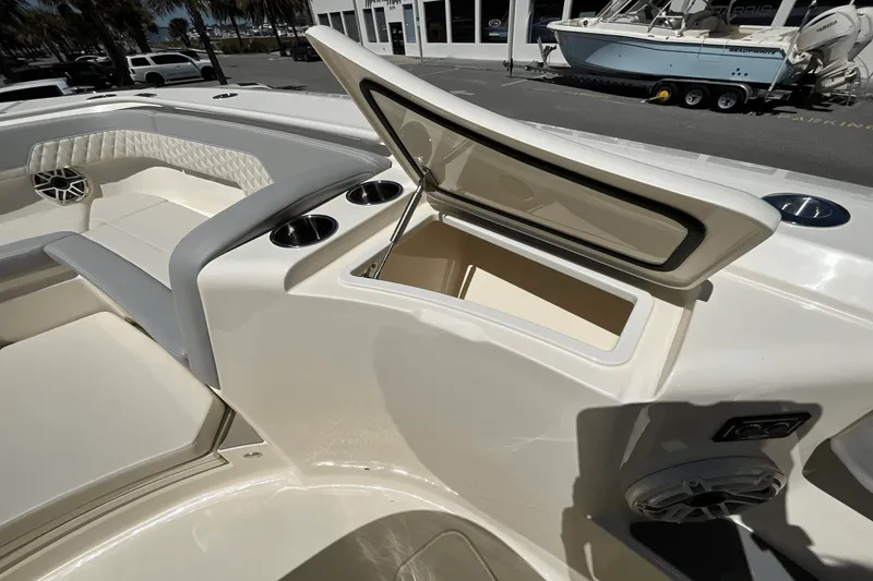 Slide: The Image of Scout 357 LXF 2025 - 46