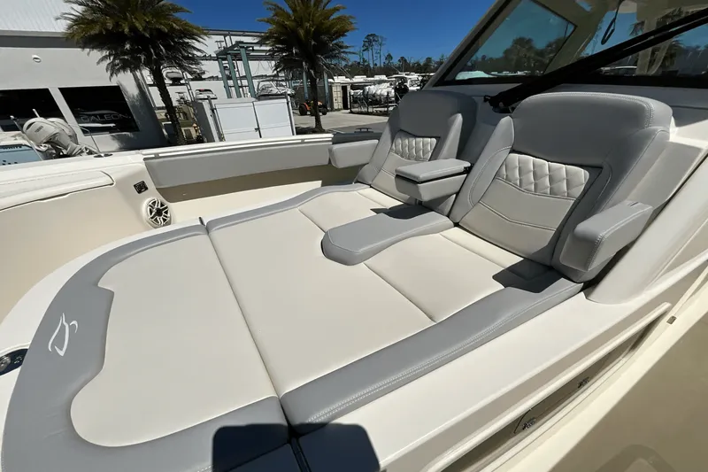 Slide: The Image of Scout 357 LXF 2025 - 47