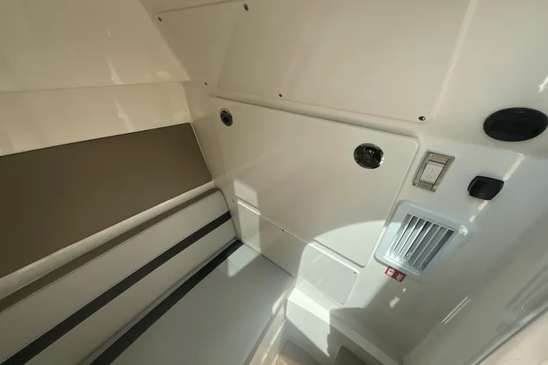 Slide: The Image of Boston Whaler 330 Vantage 2025 - 26