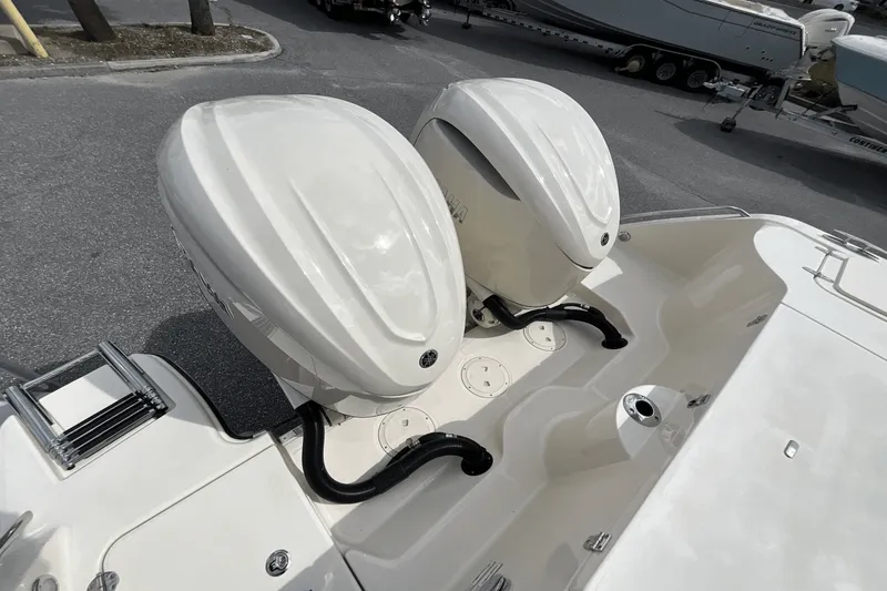 Slide: The Image of Grady-White Freedom 325 2025 - 13