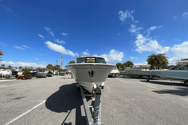 Slide: The Image of Grady-White Freedom 325 2025 - 8