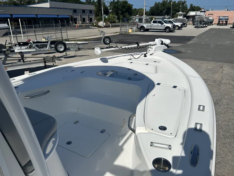 Slide: The Image of Sea Pro 248 DLX BAY 2019 - 3