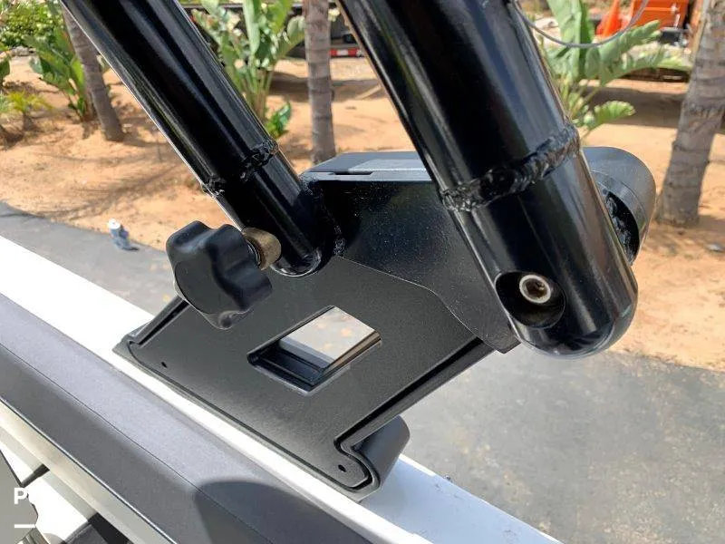 Slide: The Image of Bayliner VR6 2021 - 8883194