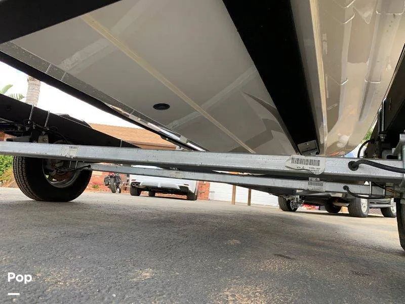 Slide: The Image of Bayliner VR6 2021 - 8883227