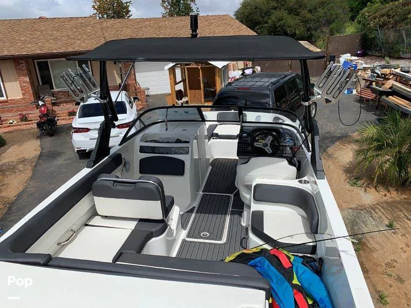 Slide: The Image of Bayliner VR6 2021 - 8883105