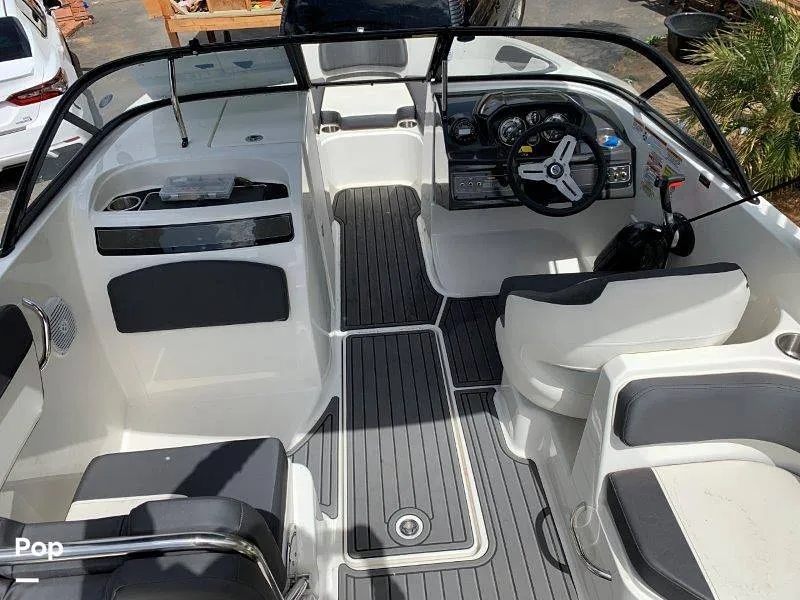Slide: The Image of Bayliner VR6 2021 - 8883117