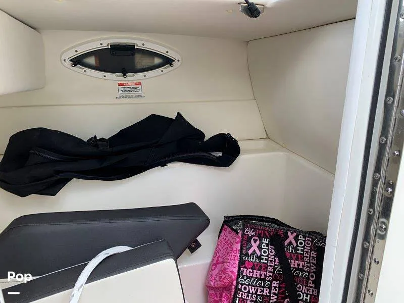Slide: The Image of Bayliner VR6 2021 - 8883150