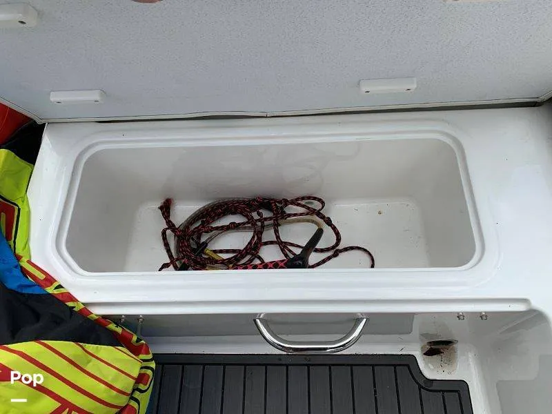 Slide: The Image of Bayliner VR6 2021 - 8883170