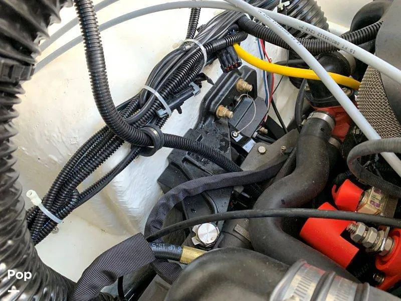 Slide: The Image of Bayliner VR6 2021 - 8883187