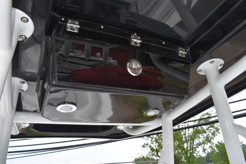 Slide: The Image of Blackfin 222CC 2024 - 52