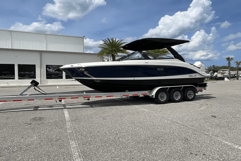 The Image of Sea Ray SLX 260 Outboard 2025 - 0