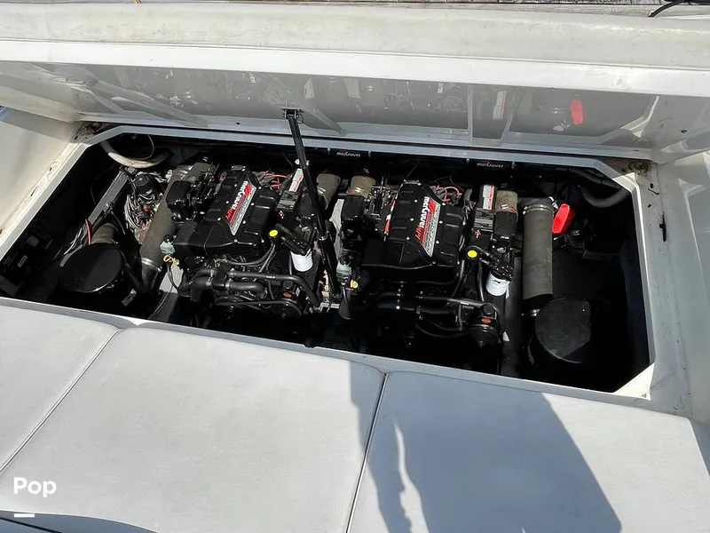 Slide: The Image of Sea Ray 380 SS 1997 - 11064075