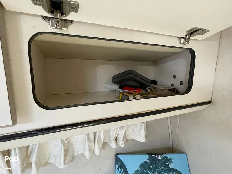 Slide: The Image of Sea Ray 380 SS 1997 - 11064325