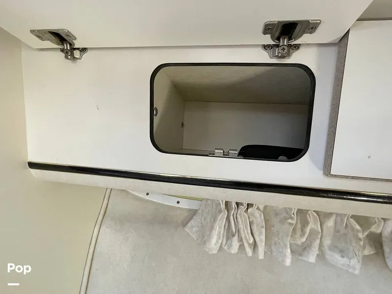 Slide: The Image of Sea Ray 380 SS 1997 - 11064327