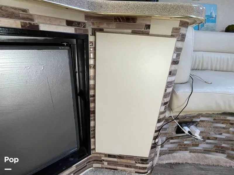 Slide: The Image of Sea Ray 380 SS 1997 - 11064332