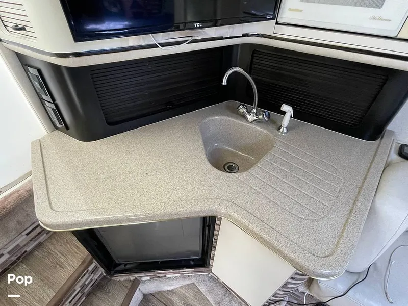 Slide: The Image of Sea Ray 380 SS 1997 - 11064342