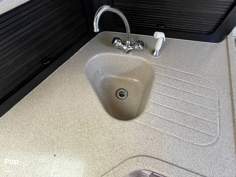 Slide: The Image of Sea Ray 380 SS 1997 - 11064346