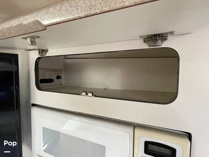 Slide: The Image of Sea Ray 380 SS 1997 - 11064349