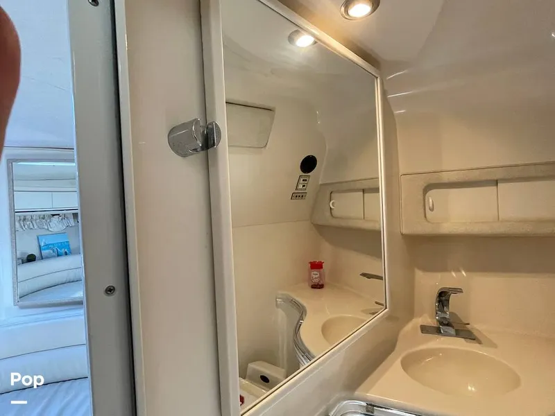 Slide: The Image of Sea Ray 380 SS 1997 - 11064390