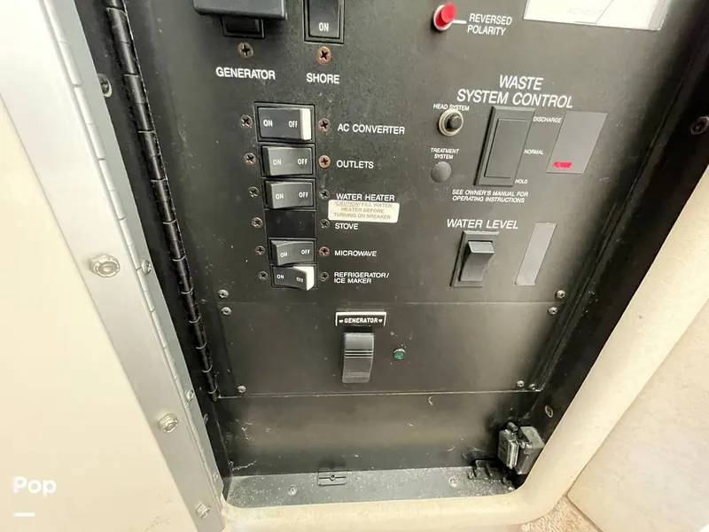 Slide: The Image of Sea Ray 380 SS 1997 - 11064407