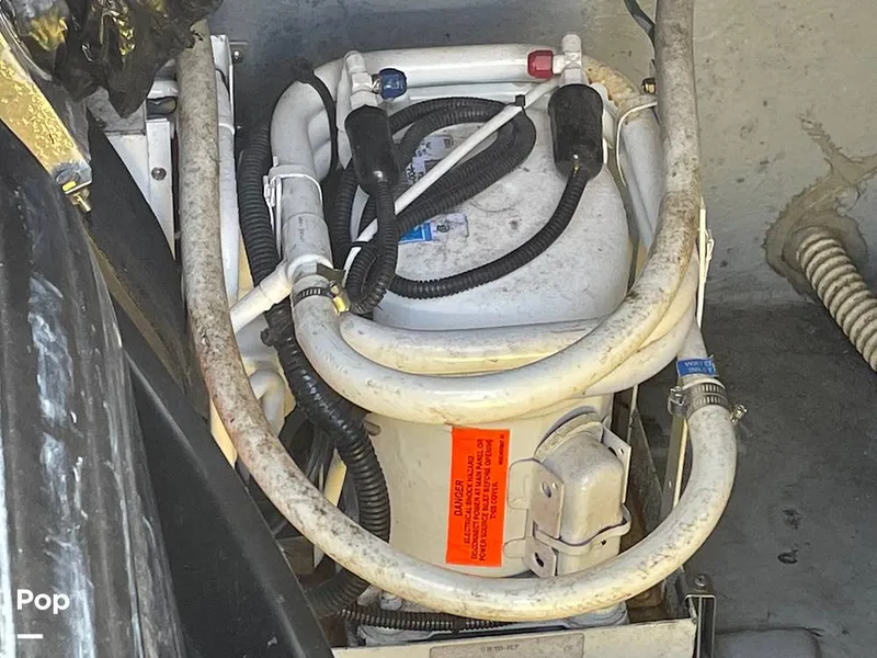 Slide: The Image of Sea Ray 380 SS 1997 - 11064670