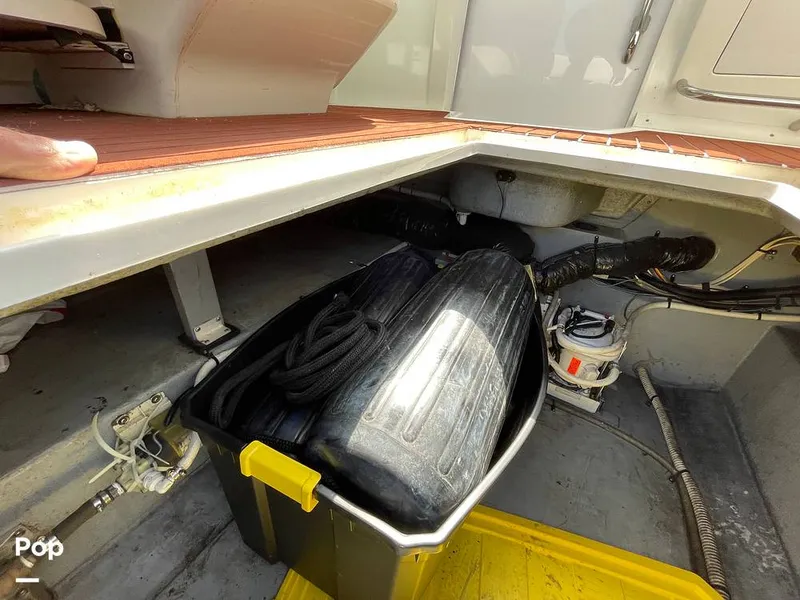 Slide: The Image of Sea Ray 380 SS 1997 - 11064673