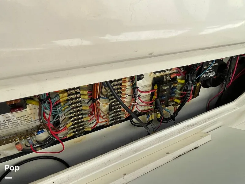 Slide: The Image of Sea Ray 380 SS 1997 - 11064178