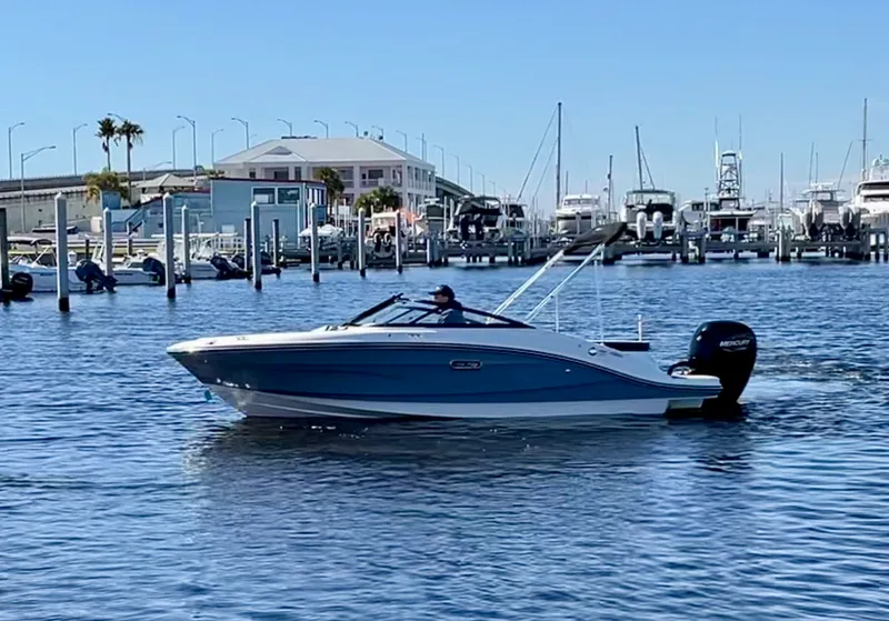 Slide: The Image of Sea Ray SPX 190 Outboard 2025 - 34