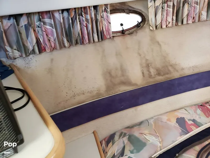 Slide: The Image of Carver Yachts 355 1995 - 9524710