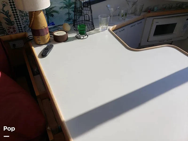 Slide: The Image of Carver Yachts 355 1995 - 9524683