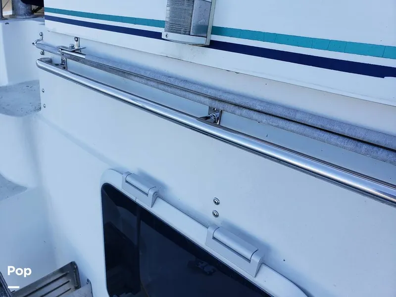 Slide: The Image of Carver Yachts 355 1995 - 9524774