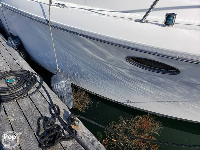 Slide: The Image of Carver Yachts 355 1995 - 9548515