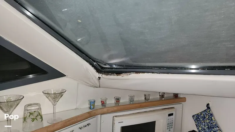 Slide: The Image of Carver Yachts 355 1995 - 13498365