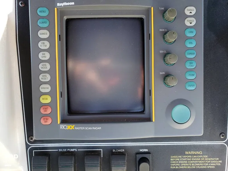 Slide: The Image of Carver Yachts 355 1995 - 9524646