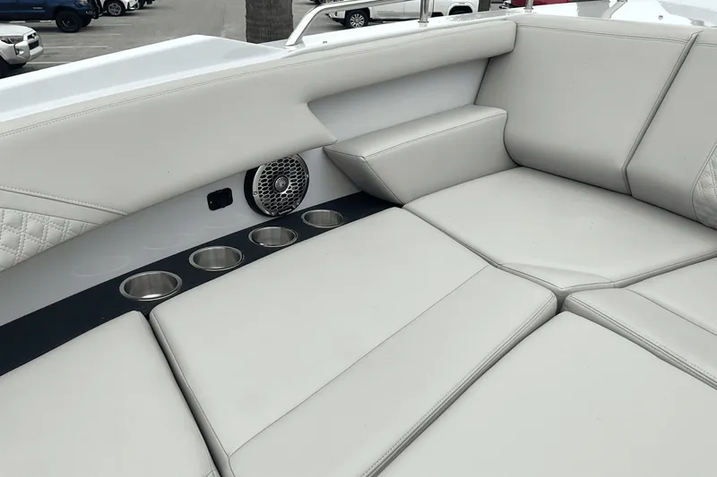 Slide: The Image of Cruisers Yachts 38 GLS Outboard 2025 - 31