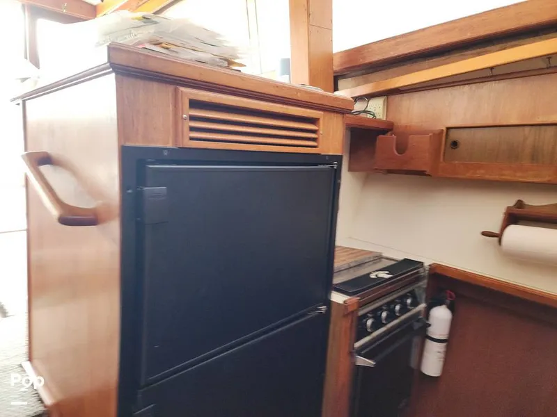 Slide: The Image of Egg Harbor 33 Sport Fisher 1985 - 11292950